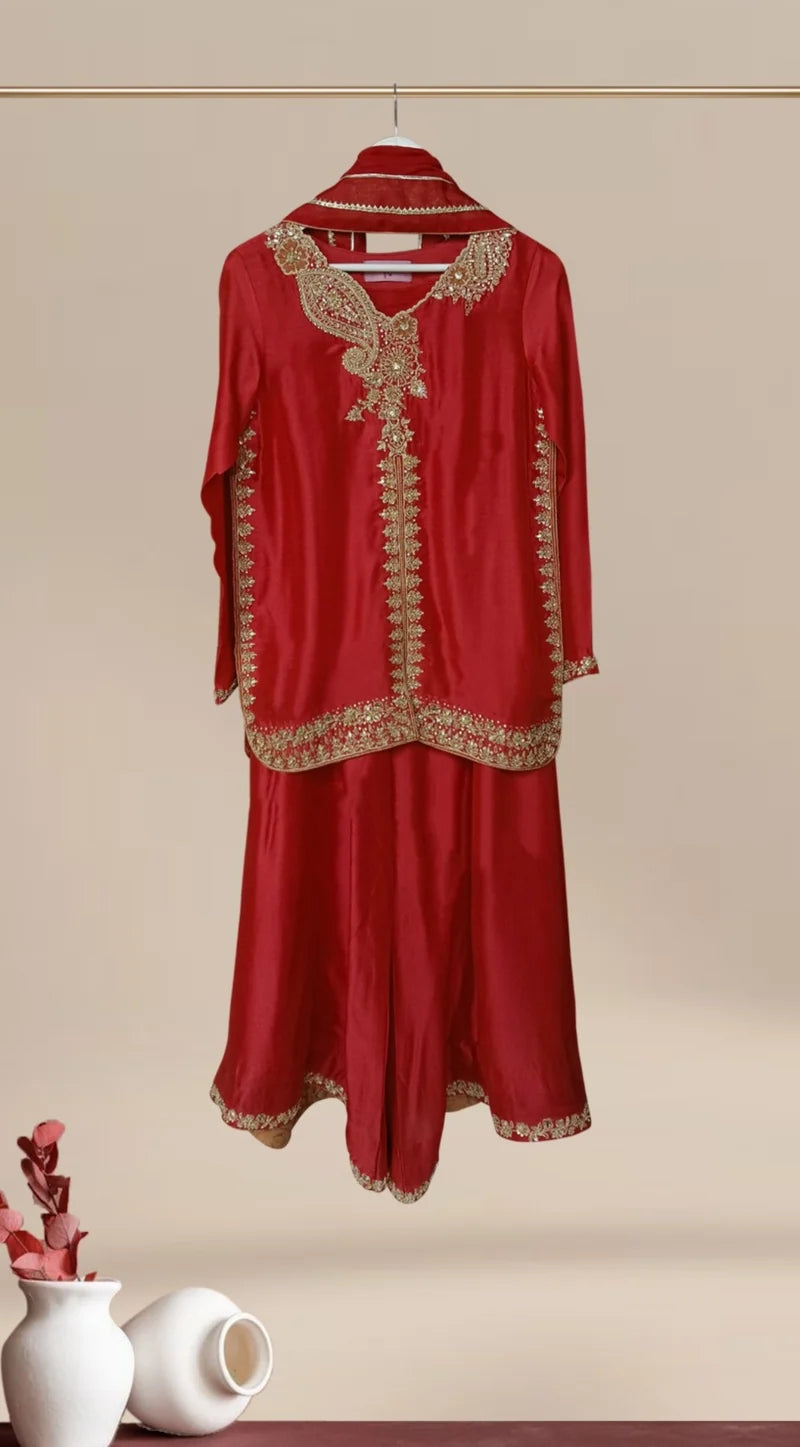 SABEEN ABBAS - Scarlett