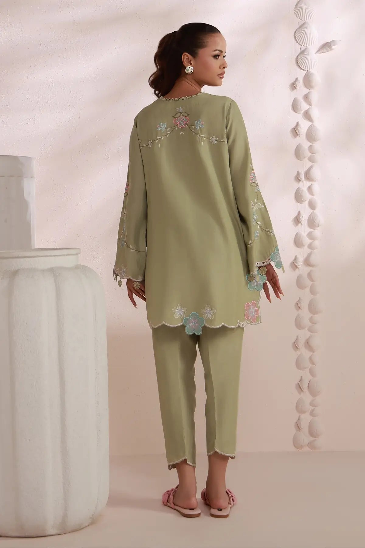 ZURI BY ZAINAB - Aluna