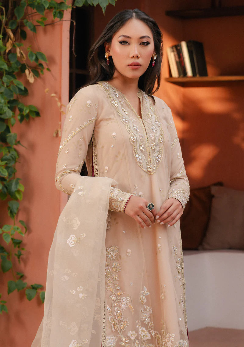 ZAINAB ZULFIQAR - Parizad