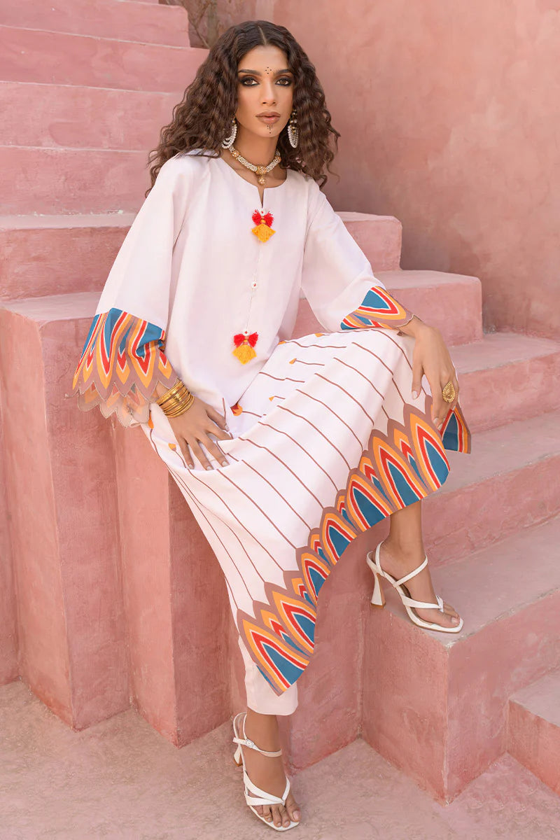 CHIC OPHICIAL - Noor