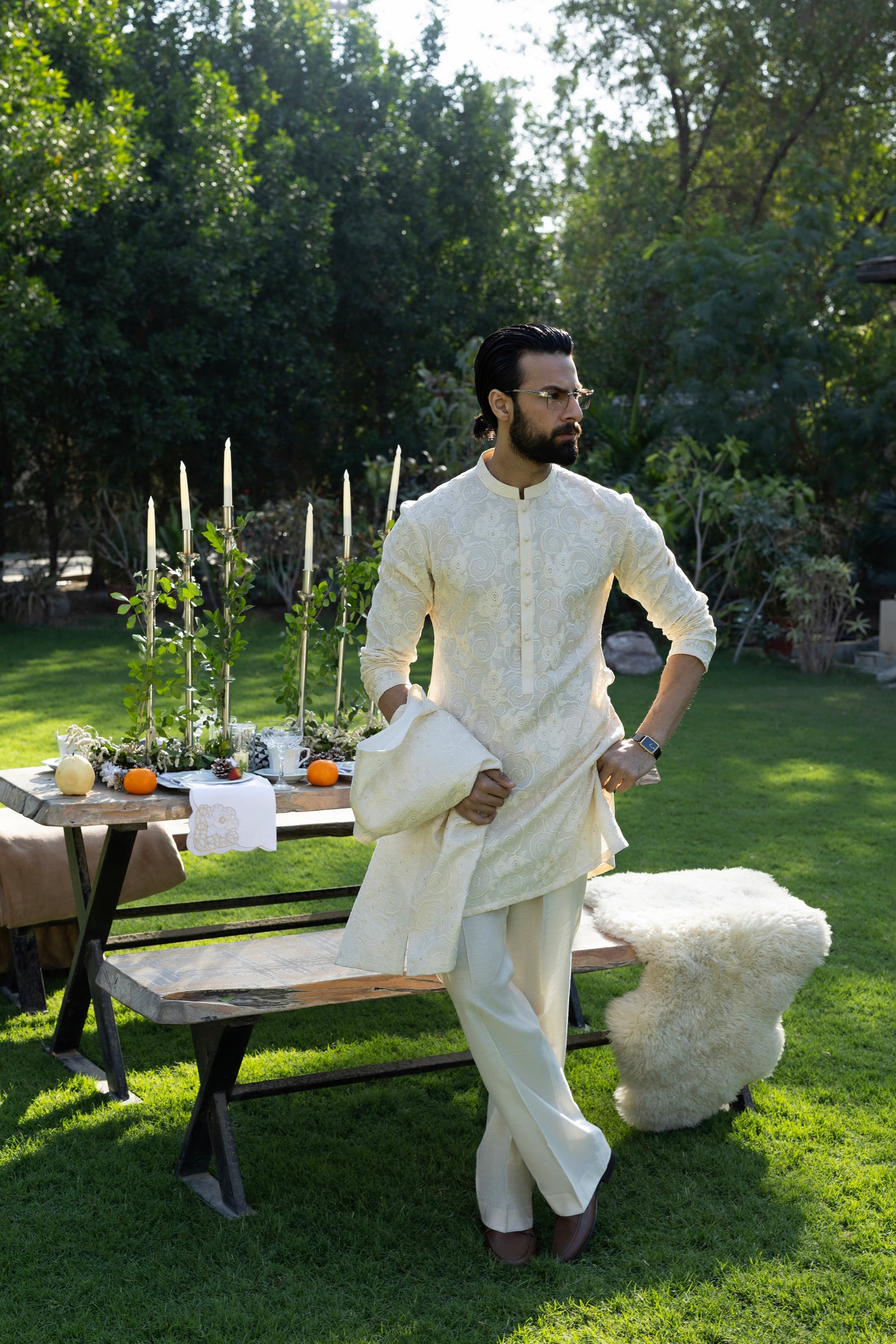 HUMAYUN ALAMGIR (MENSWEAR) - Bage KP Poolkari