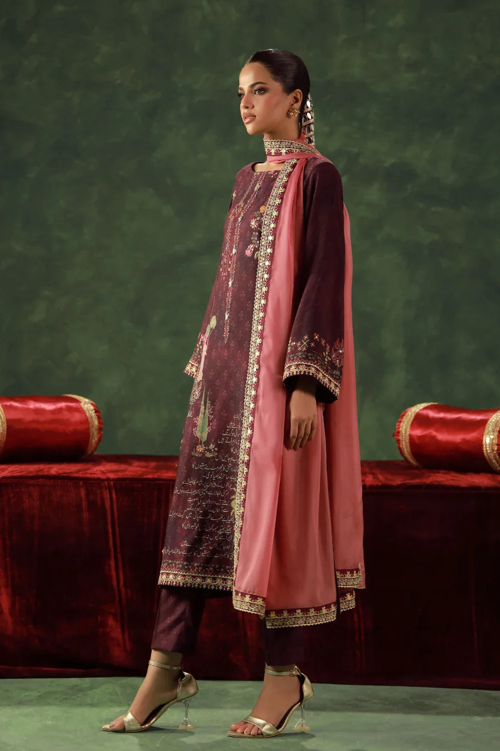 MANTO - Kanwal Set Co-ord set Dupatta Deep Purple