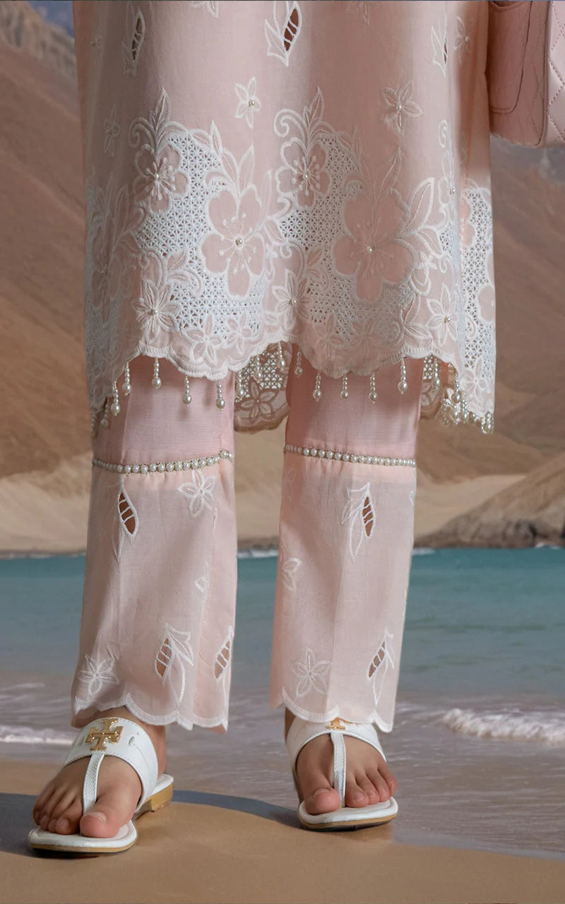 THREADS AND MOTIFS - Peach Sleeveless