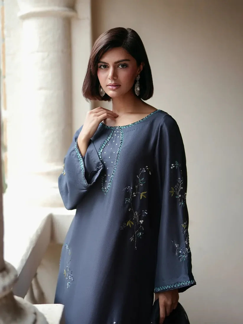 FARAH ZUBAIR-Lyra