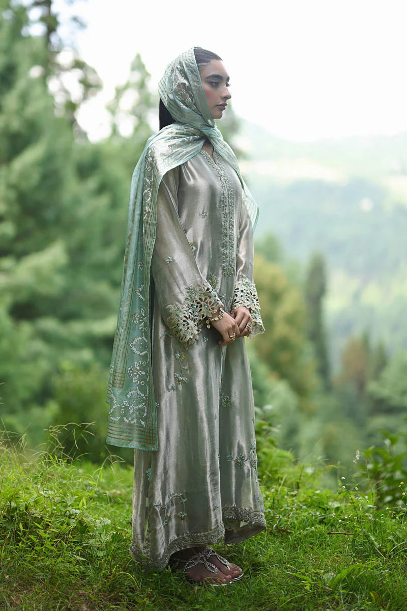 HUE PRET - Parisa