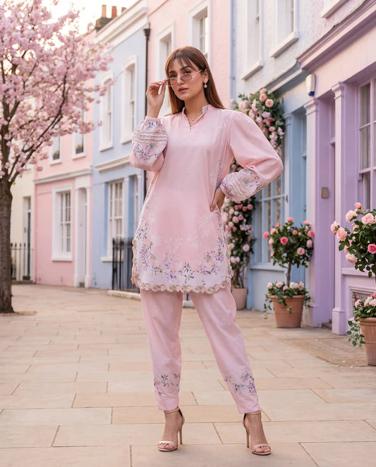 THREADS AND MOTIFS - Rose Blossom Scalloped Co-ord Set