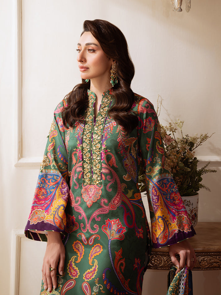 GULAAL - Majestic Mosaic