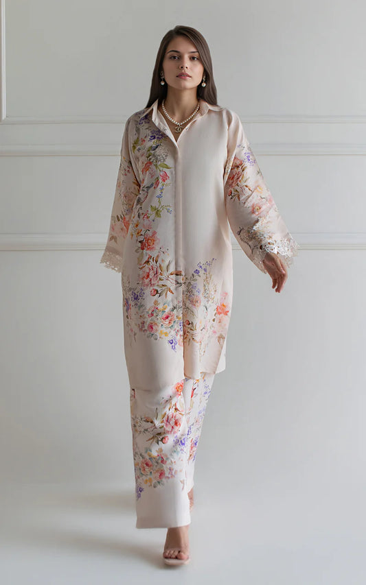 THREADS AND MOTIFS - Light Peach Printed