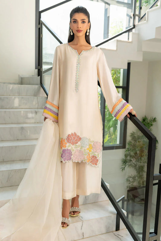 CHIC OPHICIAL- Ivory rose