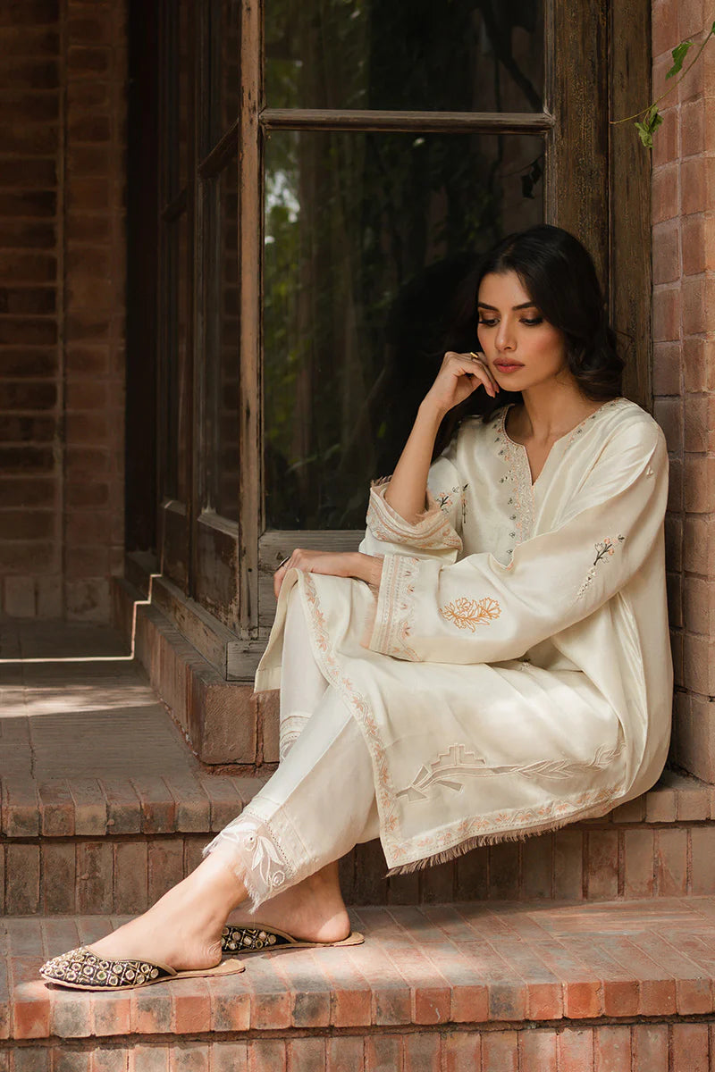 SUMAIRA KHANANI - Sehar