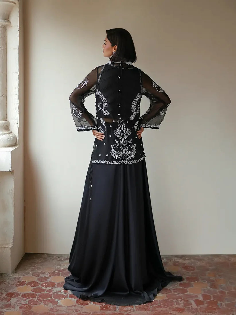 FARAH ZUBAIR- Meysa