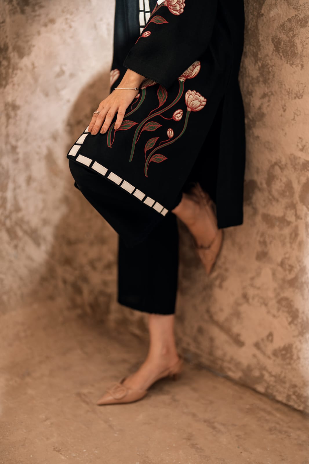 KOMAL LAKHANI -Black color Screen print