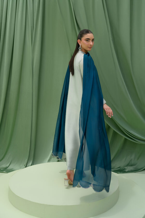 AMNA IQBAL - Zoe Aqua