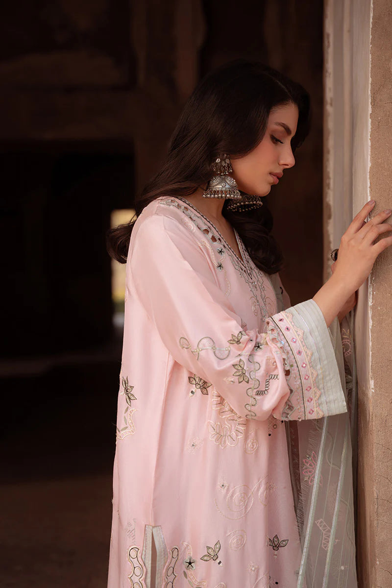 SUMAIRA KHANANI - Elara