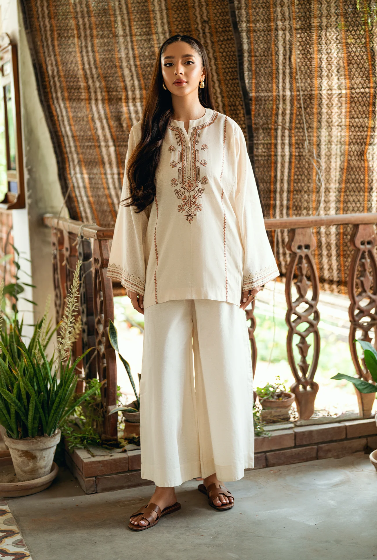 HOUSE OF UMSHA -Khawaab Pants