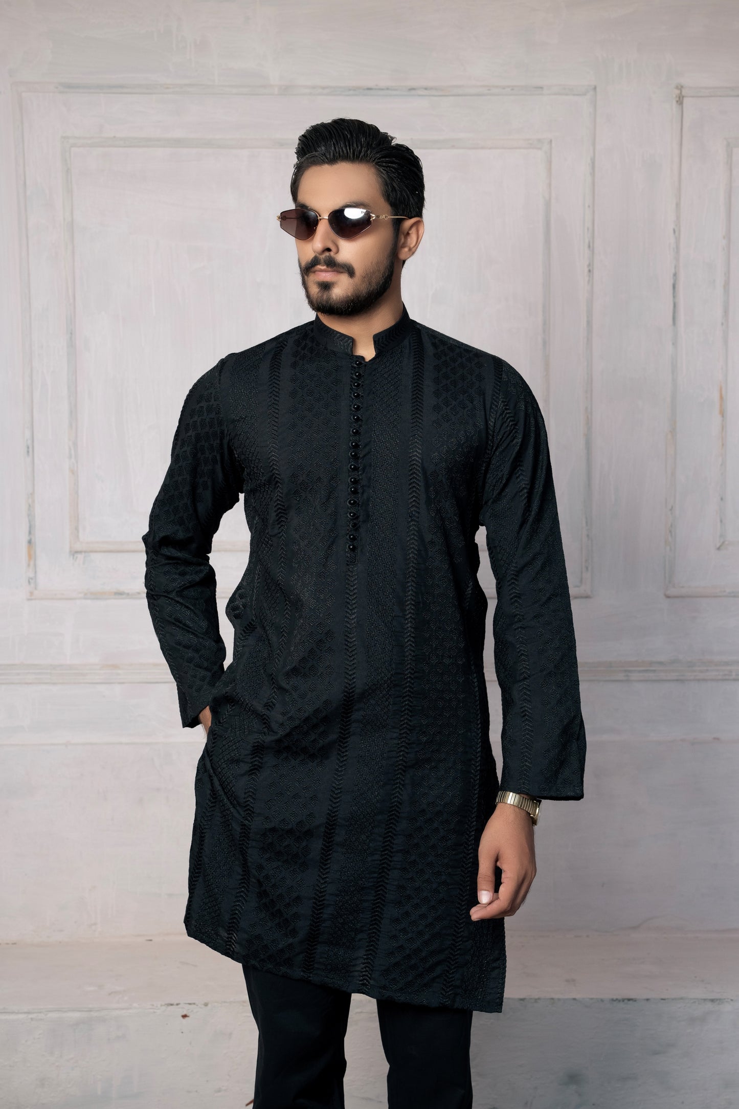 KUNZUL CHANNAR MENSWEAR - Black Embroidered Kurta Trouser