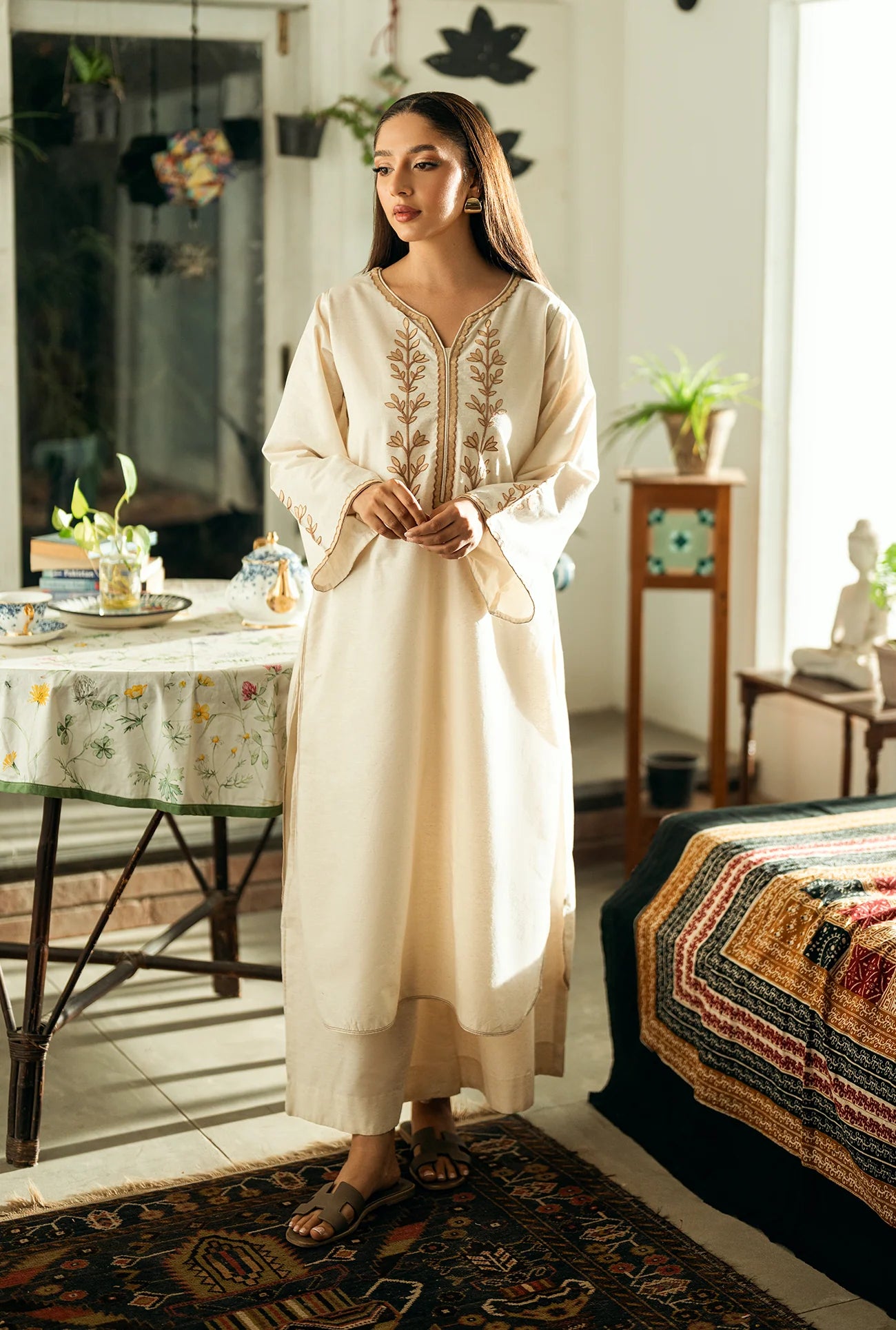 HOUSE OF UMSHA - Naaz Kurta