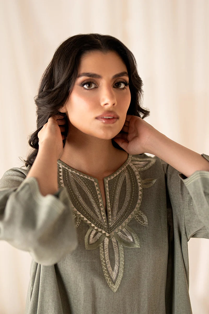 SUMAIRA KHANANI - Ash