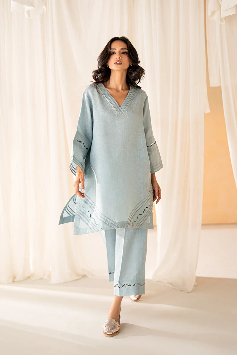 SUMAIRA KHANANI - Ice Mist