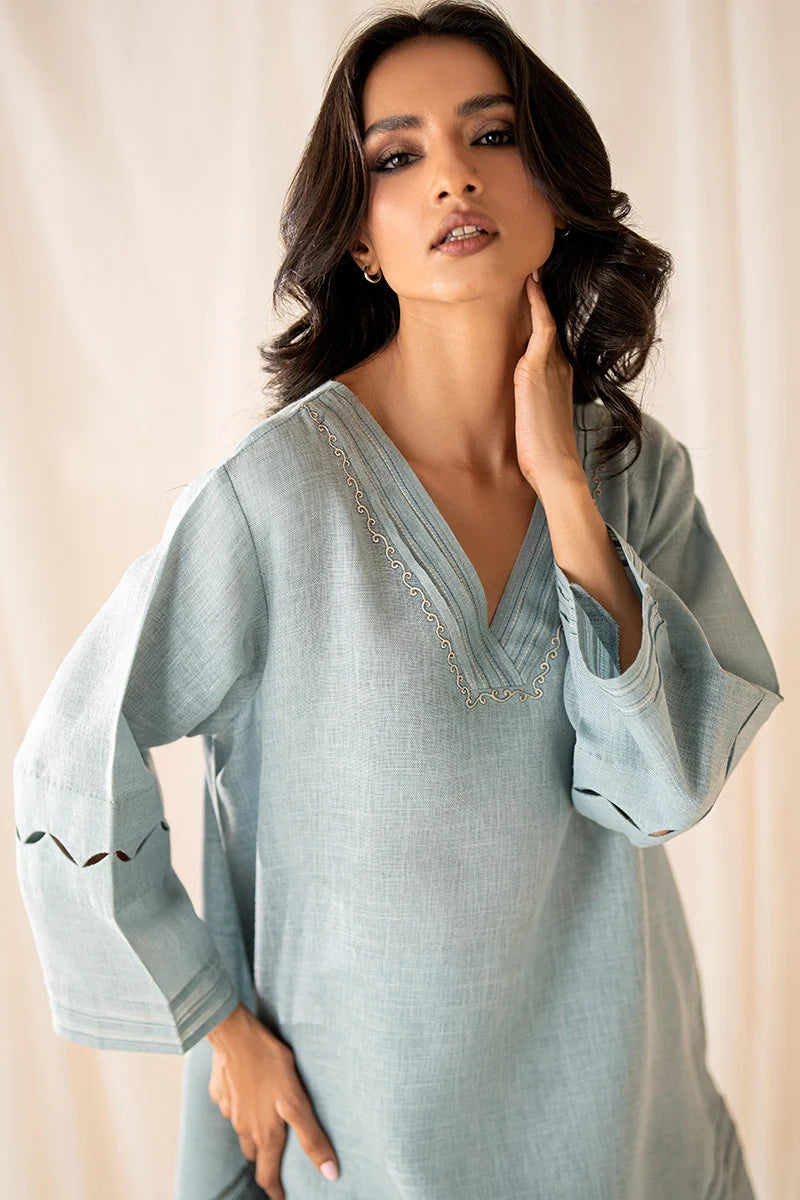 SUMAIRA KHANANI - Ice Mist