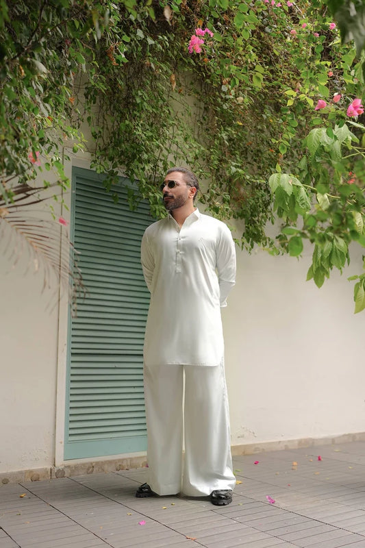 HUMAYUN ALAMGIR (MENSWEAR)-White armani kurta farshi pajama