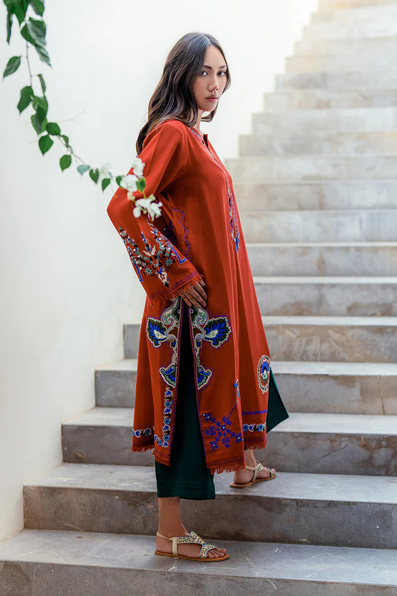 SUMAIRA KHANANI - Mahogany