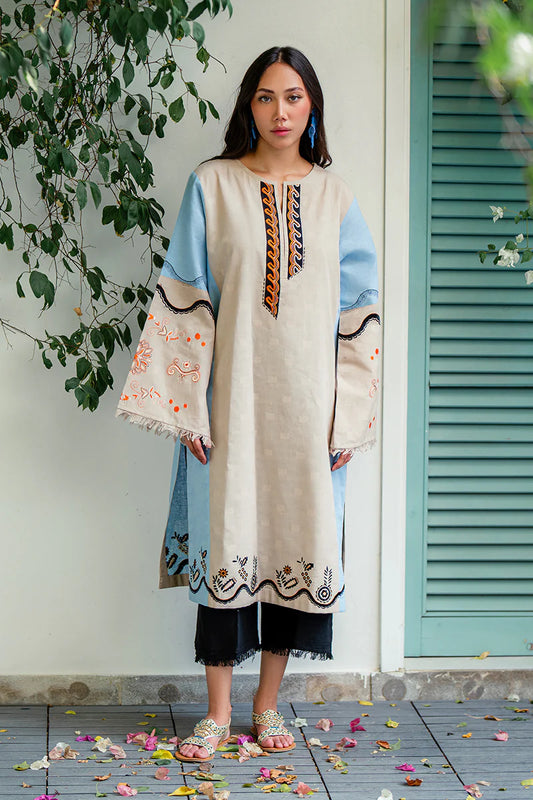 SUMAIRA KHANANI -  Aura
