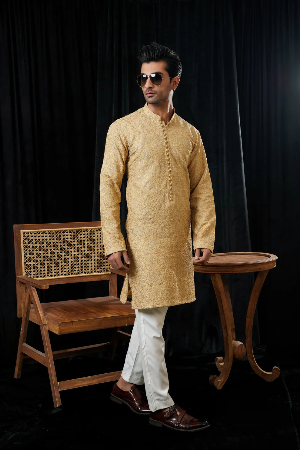 KUNZUL CHANNAR MENSWEAR-Ivory gold sequin