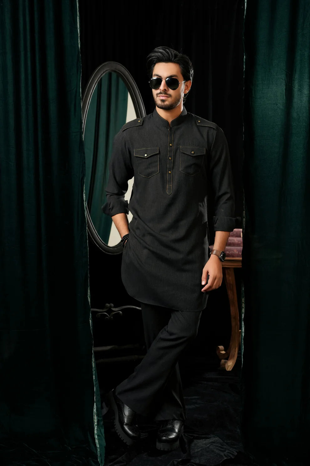 KUNZUL CHANNAR MENSWEAR- Black double pocket