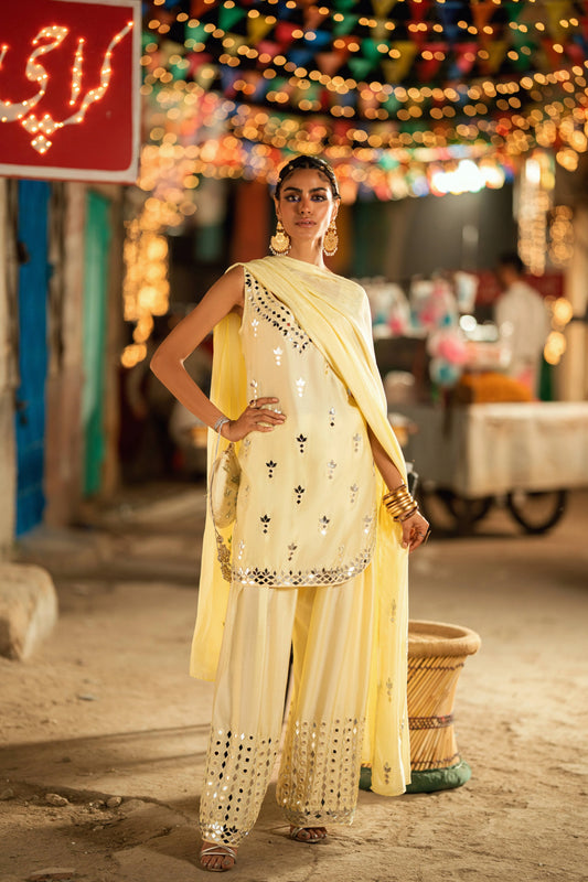 HUMAYUN ALAMGIR ( WOMENWEAR) - Shabnam