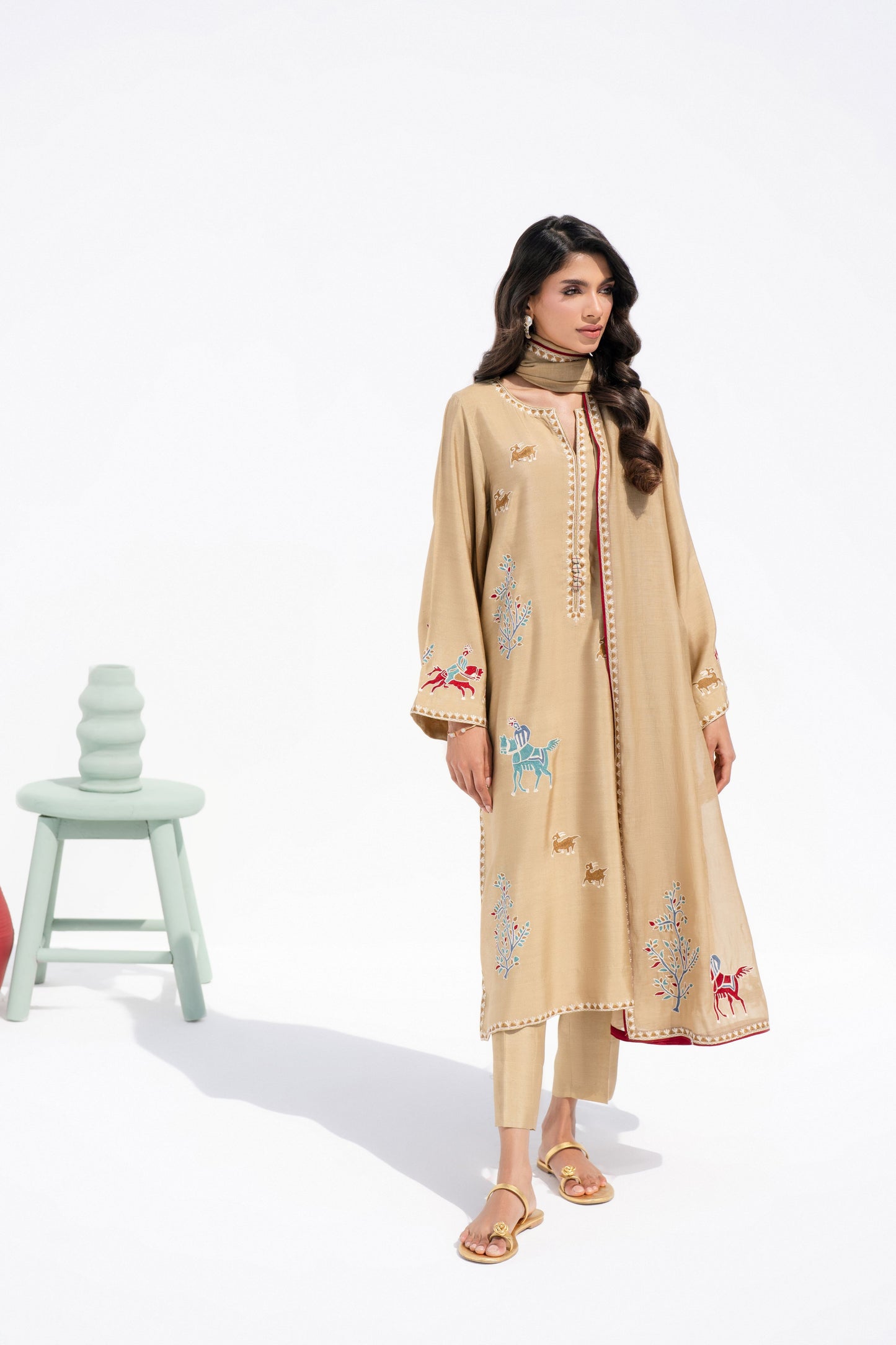 KOMAL LAKHANI - Raaha Beige Animal Ariwok