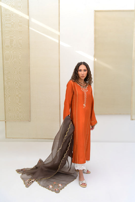 ZABRIC BY ZULEKHA AND SANA - Lina