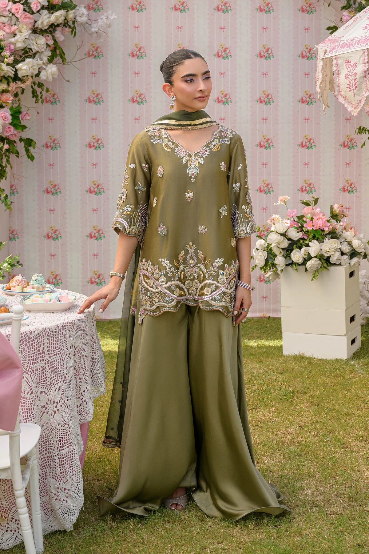 FLAIRS STUDIO-Earthy green