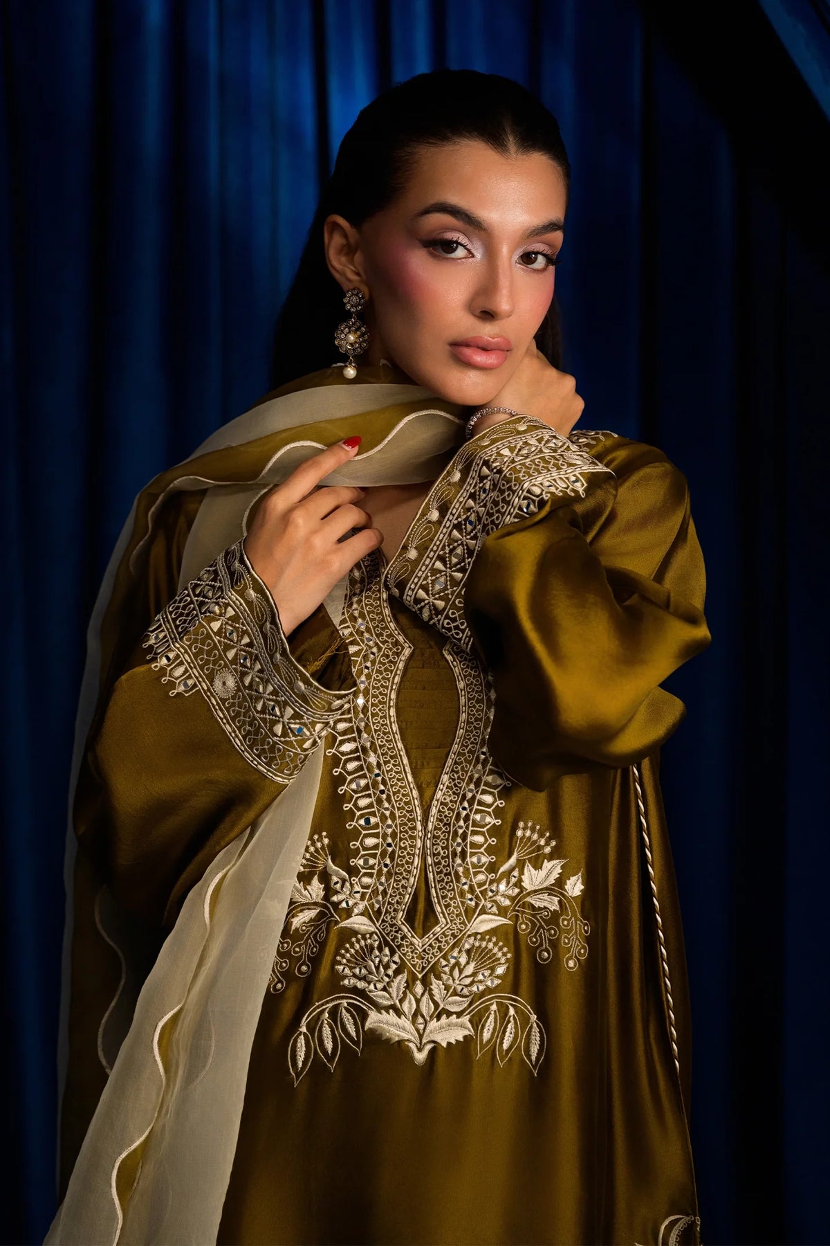 FLAIRS STUDIO- Cally caramel