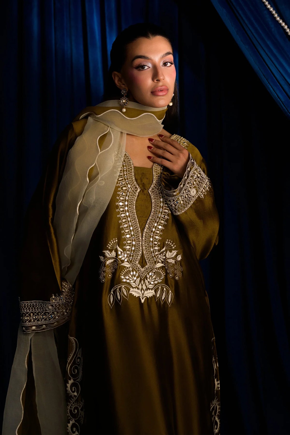 FLAIRS STUDIO- Cally caramel