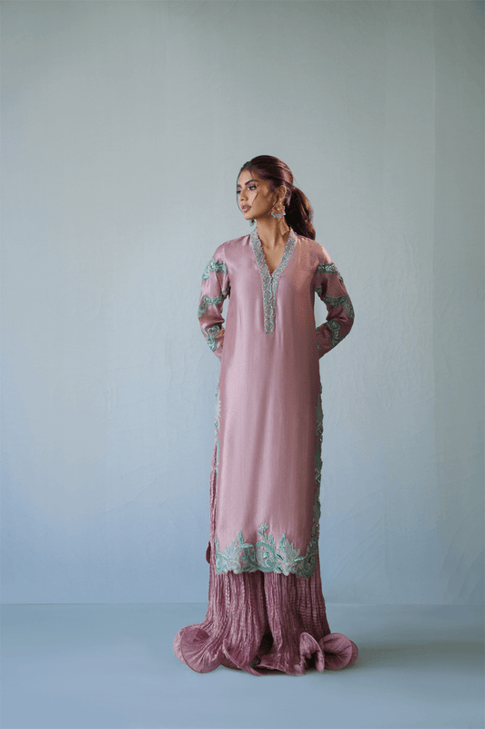 KARISHMA TALREJA - Apricot