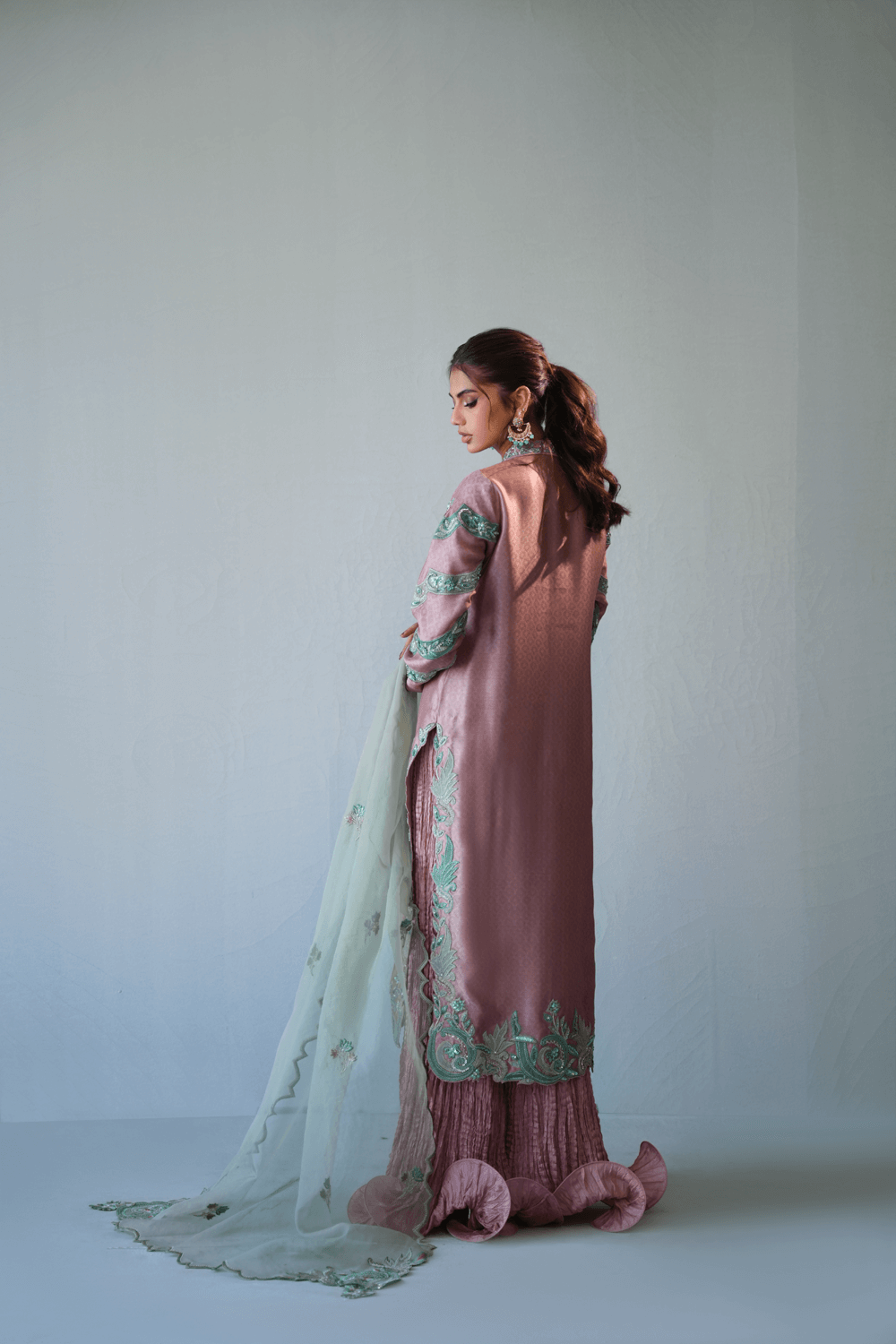 KARISHMA TALREJA - Apricot