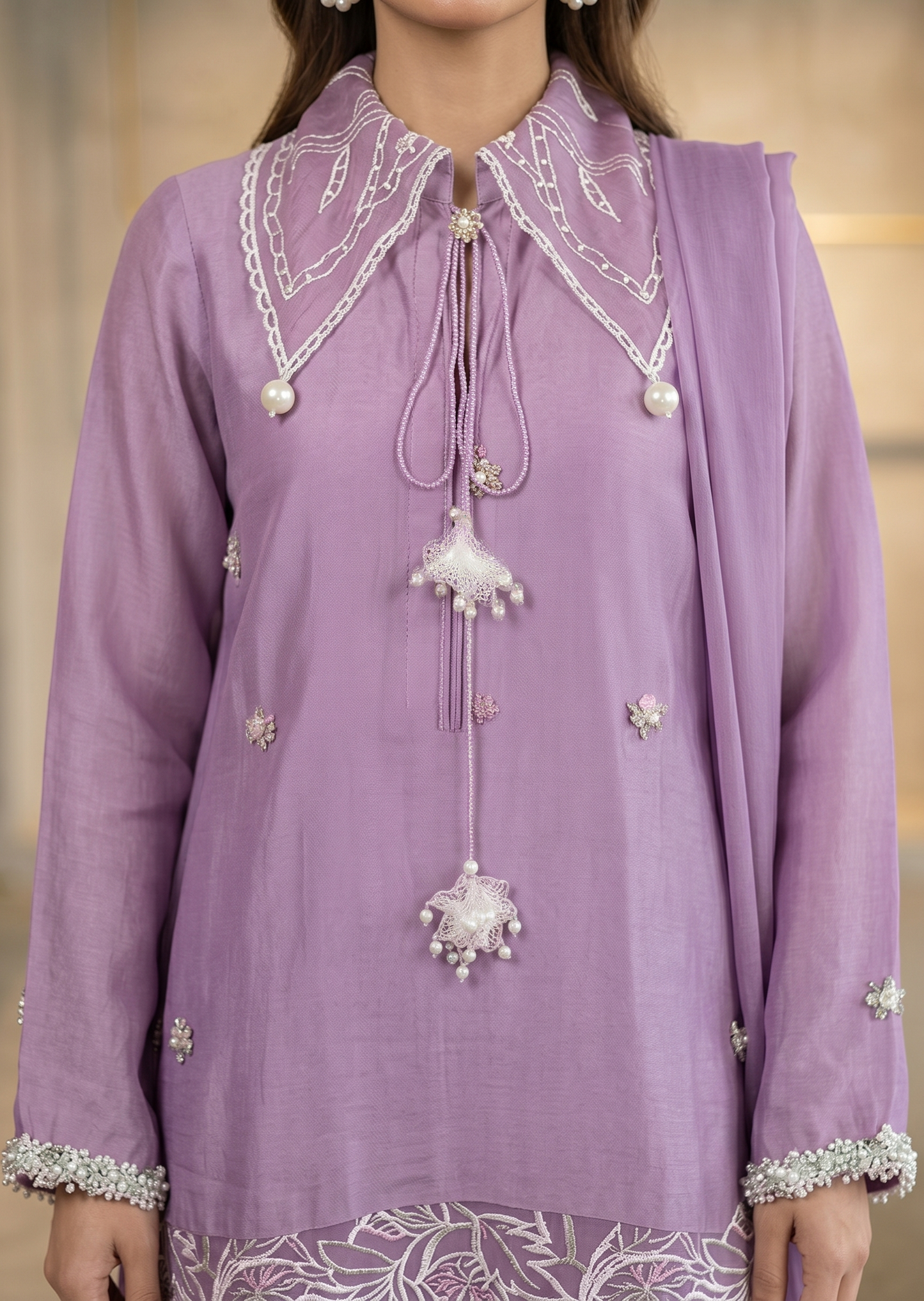 FARAH ZUBAIR - Lily