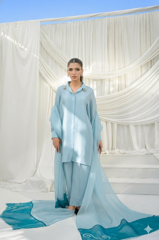 AMNA IQBAL - Eva Blue