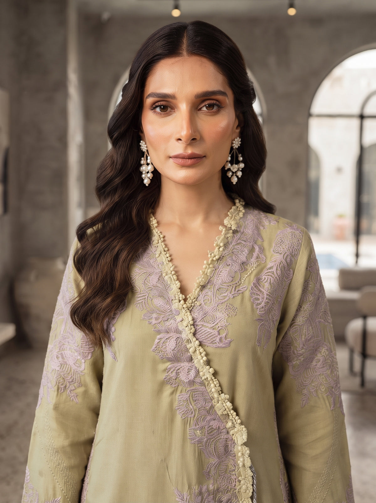 THREADS AND MOTIFS-Light green heavy