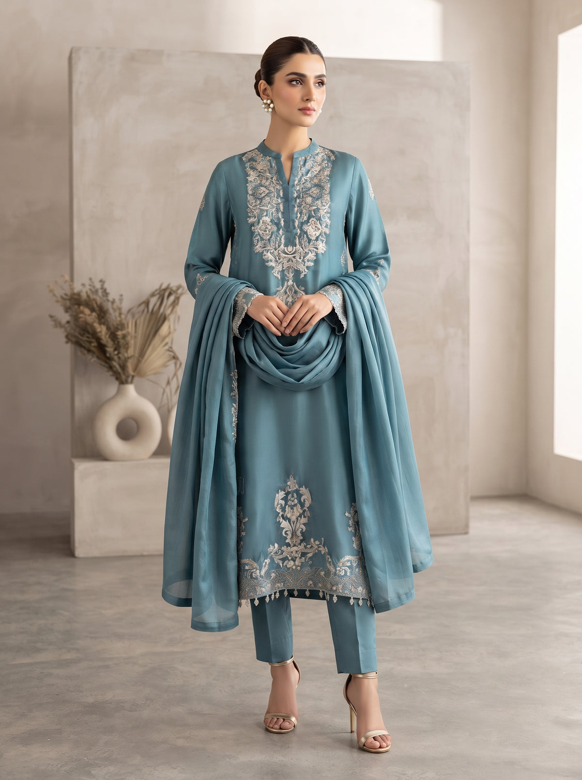 MAHOGANY - English blue