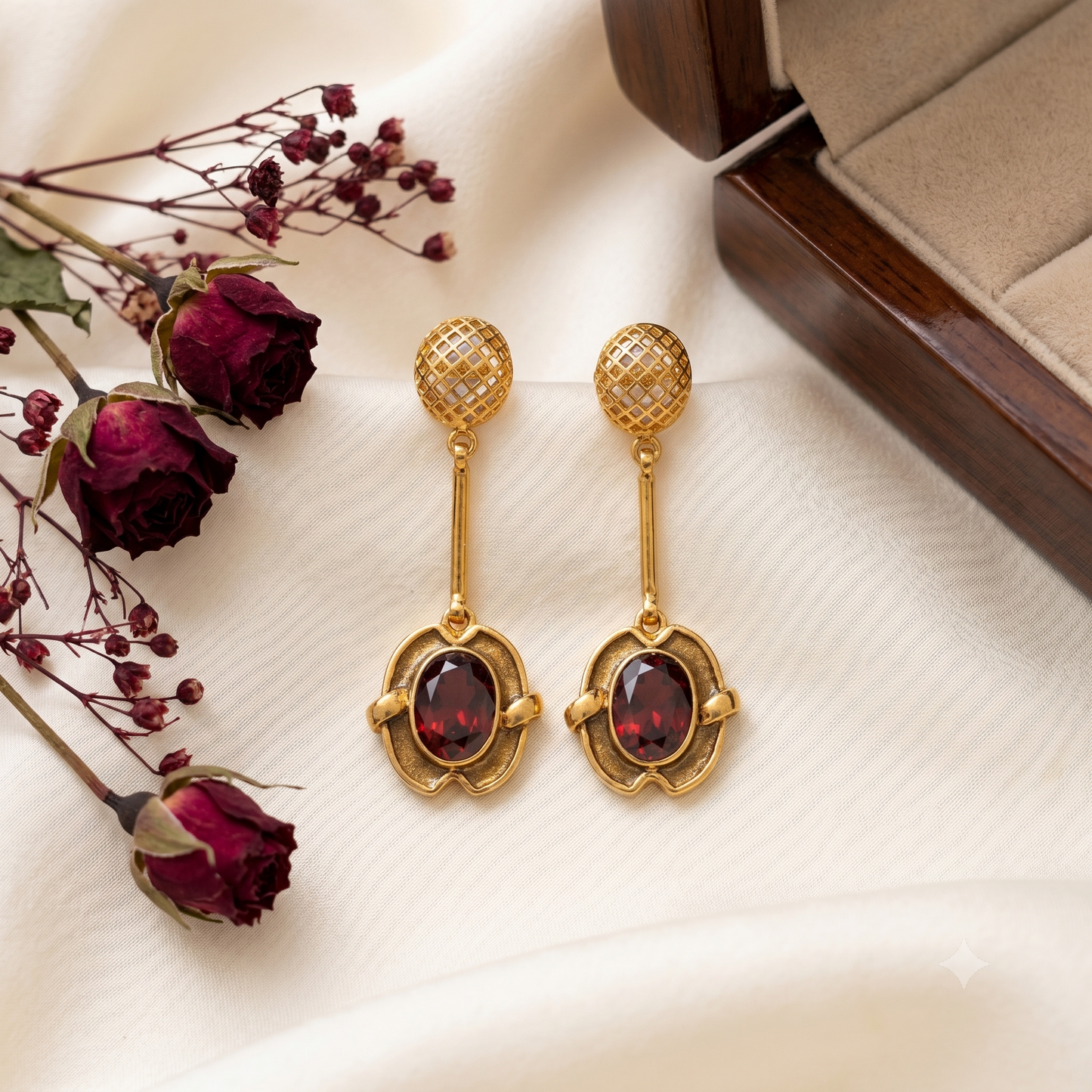 ZAHEEN KAMRAN-Earring