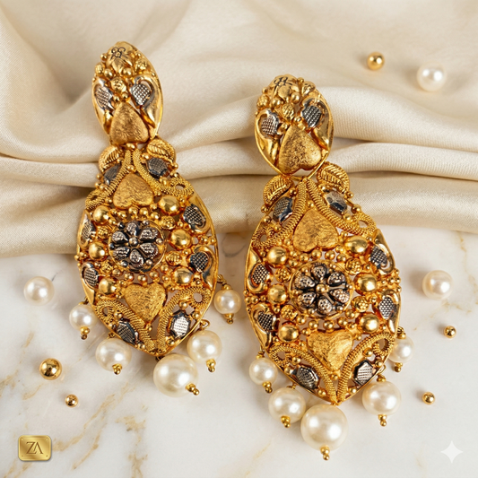 ZAHEEN KAMRAN - Earrings Gold with Pearl