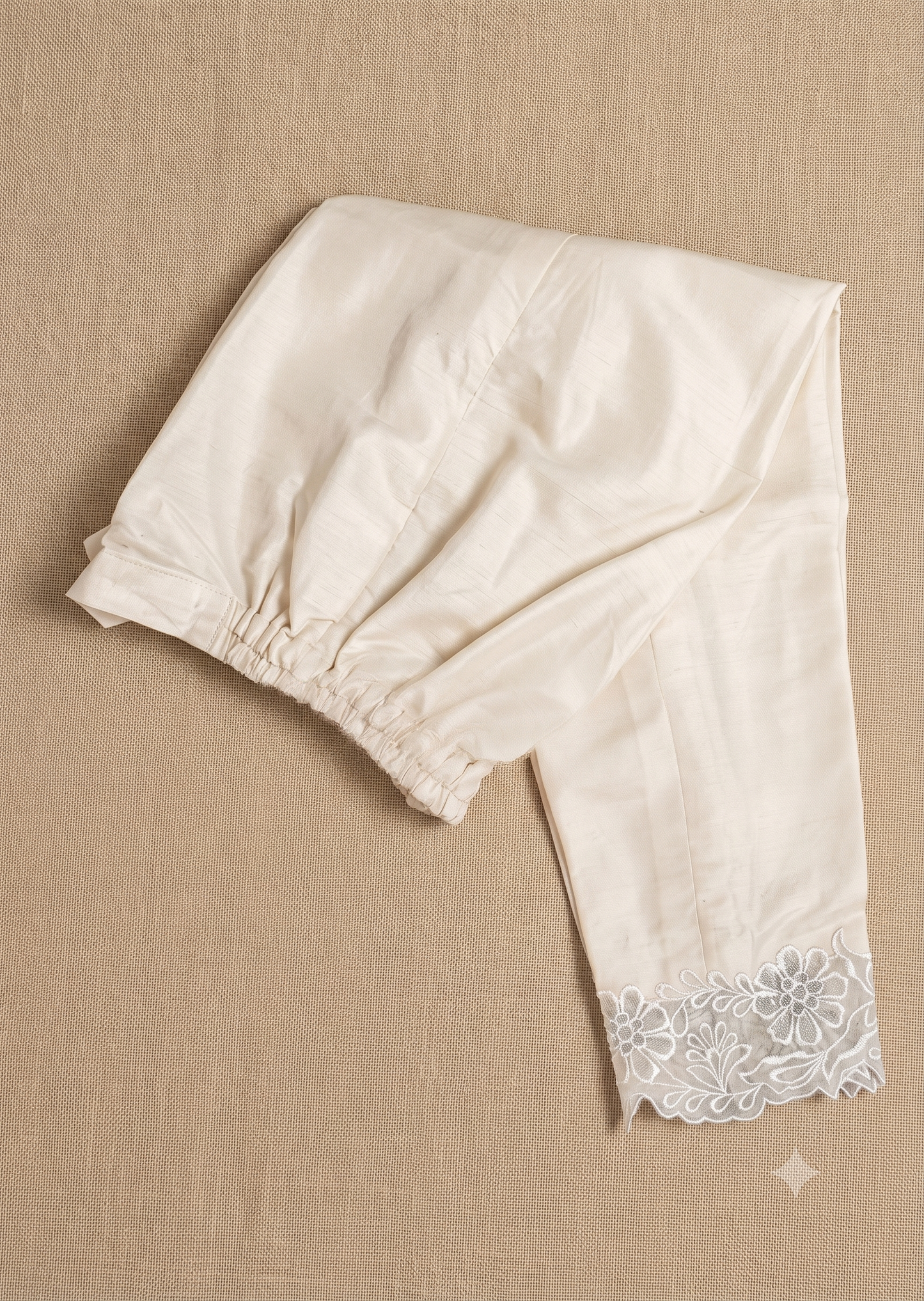 SABEEN MANEKIA - Offwhite cut work  leaves pants
