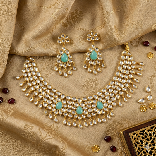 ZAHEEN KAMRAN - Dilek Kundan Set
