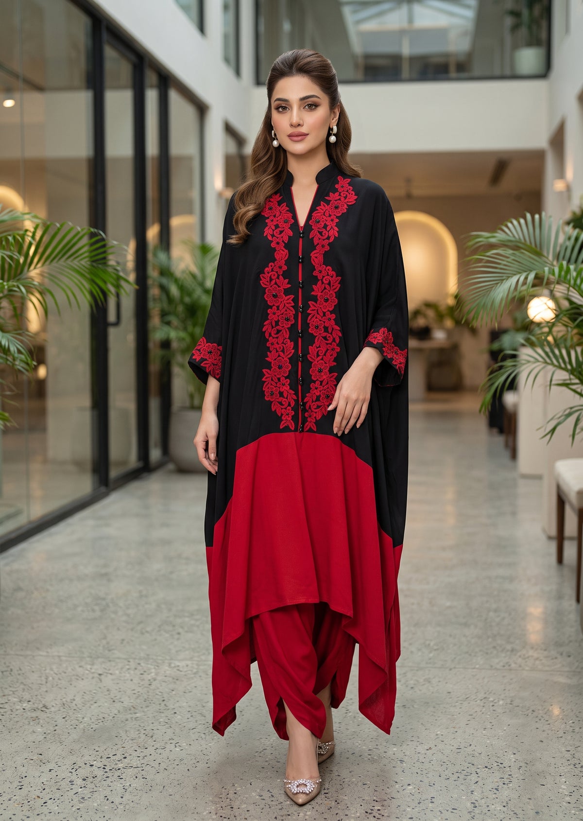 MARIA RAO - Black and maroon