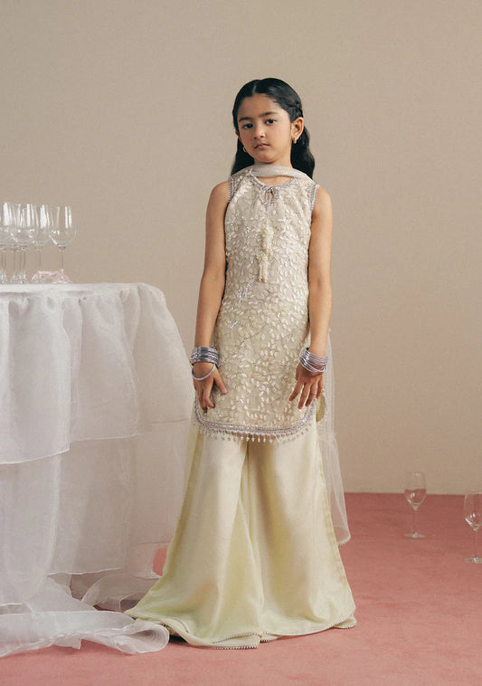 ZAINAB ZULFIQAR - Houri Kids