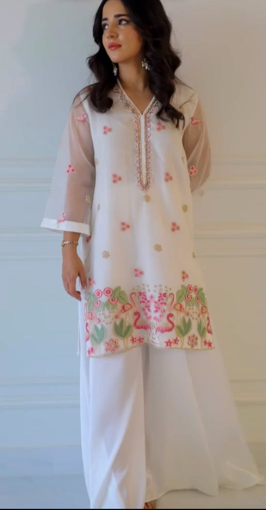 ASHJAIN SAFWAN - White Flamingo Organza