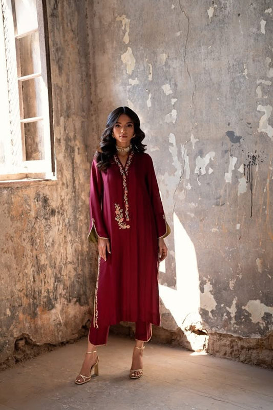 KOMAL LAKHANI - Zarina