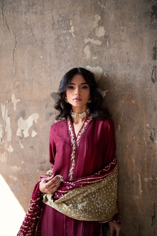 KOMAL LAKHANI - Princess